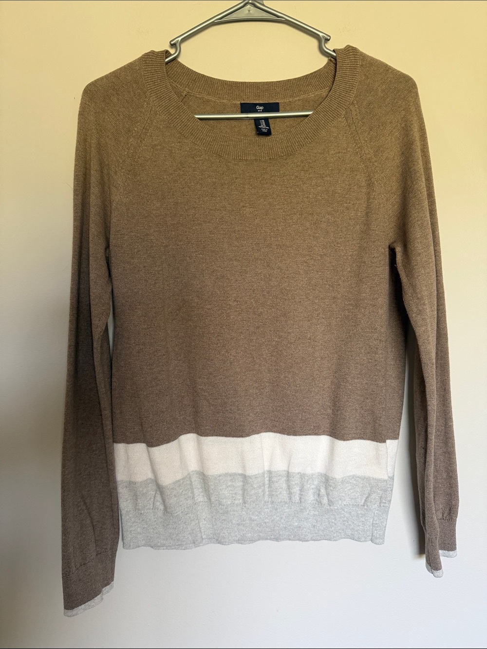 GAP Brown Colorblock Crewneck Sweater with Cream and Light Gray Hem